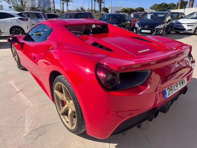 FERRARI 488 SPYDER 3.9 TURBO AUTO SPANISH LHD IN SPAIN 30000 MILES FFSH 2019